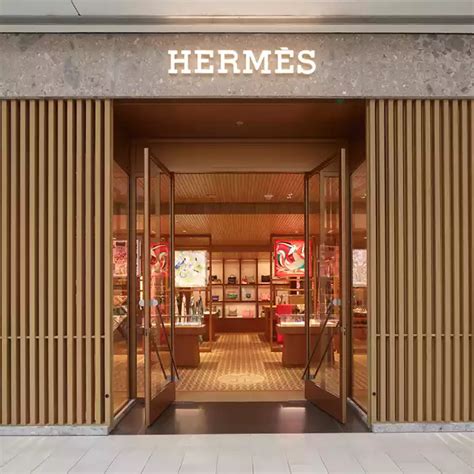 hermes store locator.